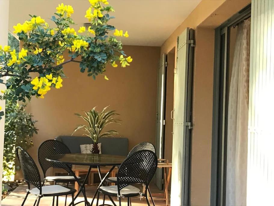 La Calade Apartment L'Isle-sur-la-Sorgue Exterior photo
